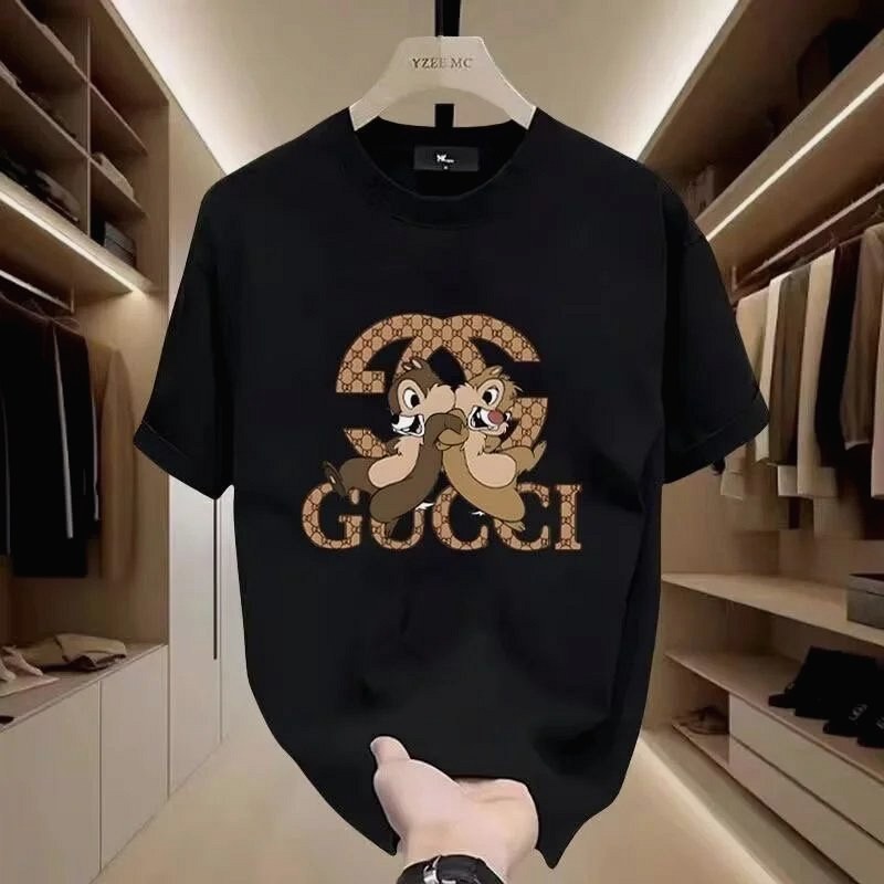 Gucci Black Playful Squirrel Tee Review: Layering Under an Open Jacket and the Sizing Call We Made